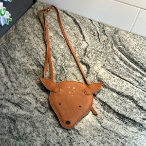 DONSJE AMSTERDAM- like new never used 

Britta Deer Classic Nubuck Purse, Walnut